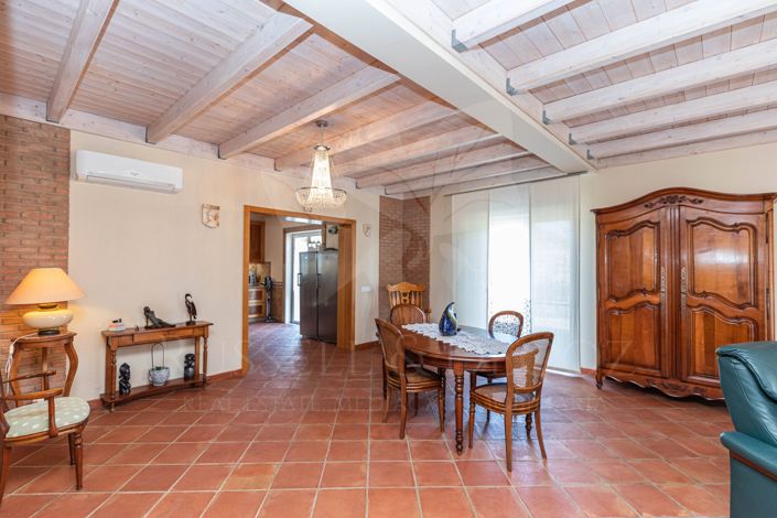 Image No.6-3 Bed Villa for sale