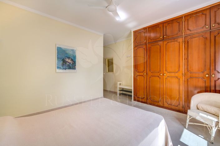 Image No.17-4 Bed Villa for sale