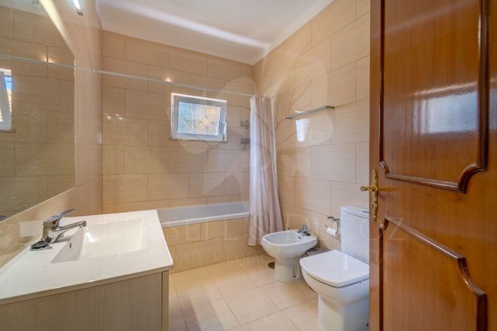 Image No.23-4 Bed Villa for sale
