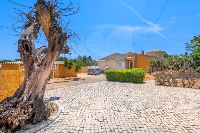 Image No.28-4 Bed Villa for sale