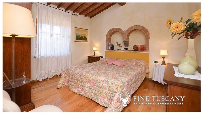 Image No.17-Propriété de 9 chambres à vendre à Toscane