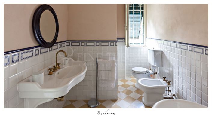 Image No.39-Villa de 7 chambres à vendre à Toscane