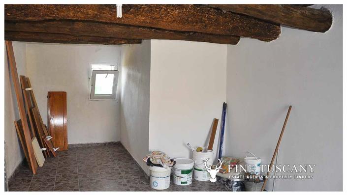 Image No.7-4 Bed Country House for sale