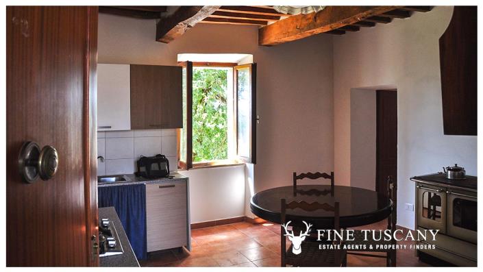 Image No.12-4 Bed Country House for sale