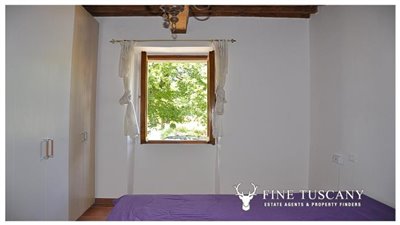 House-for-sale-in-Chiusdino-Siena-Tuscany-24