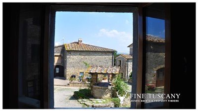 House-for-sale-in-Chiusdino-Siena-Tuscany-30