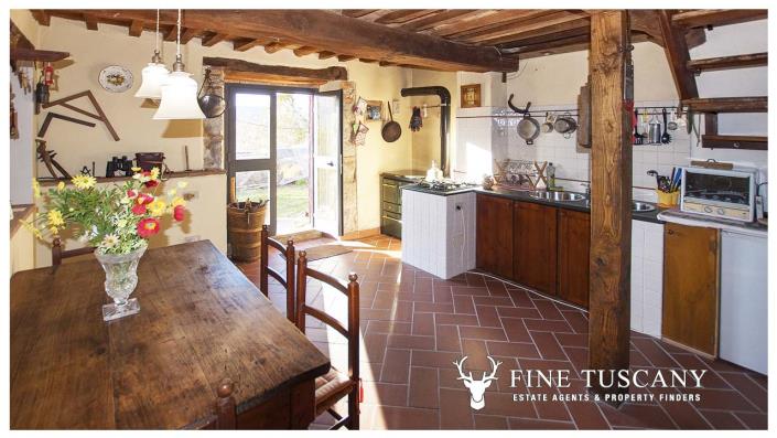 Image No.10-5 Bed Country House for sale