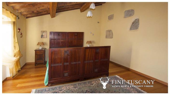 Image No.14-5 Bed Country House for sale