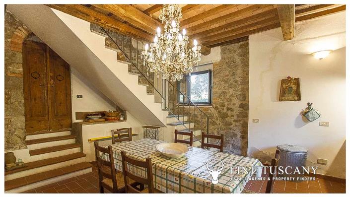 Image No.21-5 Bed Country House for sale