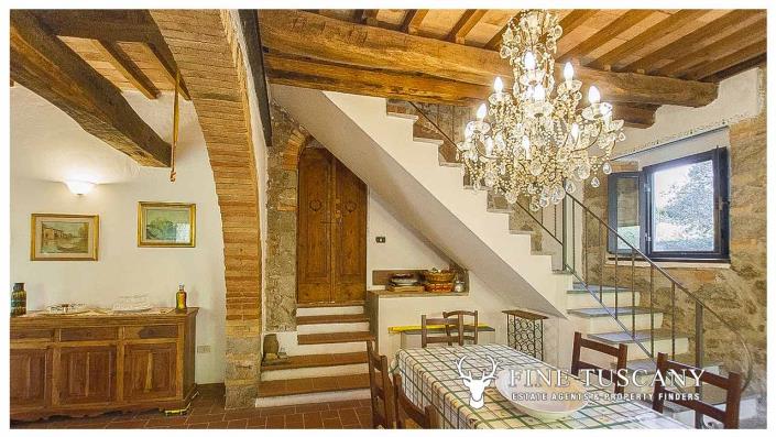 Image No.22-5 Bed Country House for sale