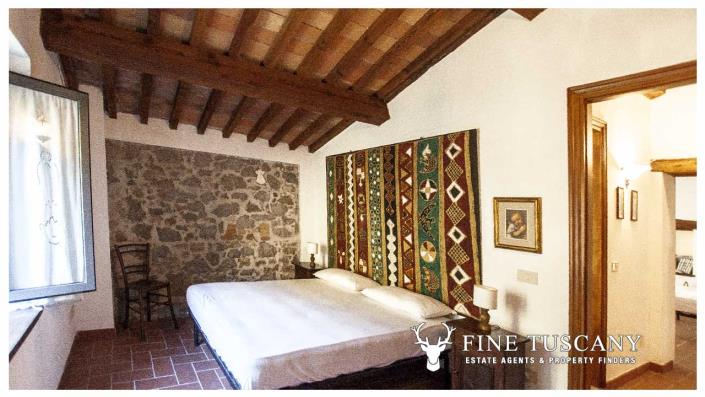 Image No.27-5 Bed Country House for sale