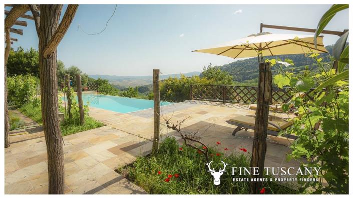 Image No.2-Maison de campagne de 4 chambres à vendre à Volterra