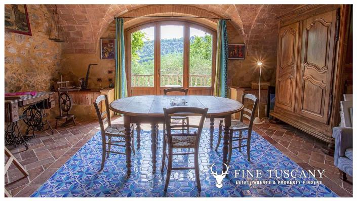 Image No.7-Maison de campagne de 4 chambres à vendre à Volterra