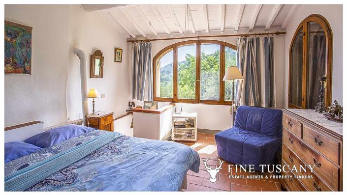 Image No.12-Maison de campagne de 4 chambres à vendre à Volterra