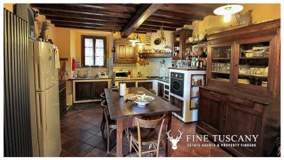 3-Stone-Houses-with-pool-in-Molazzana-Lucca-Tuscany-8
