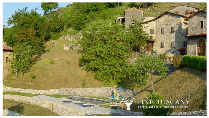 Image No.16-Maison de campagne de 10 chambres à vendre à Molazzana