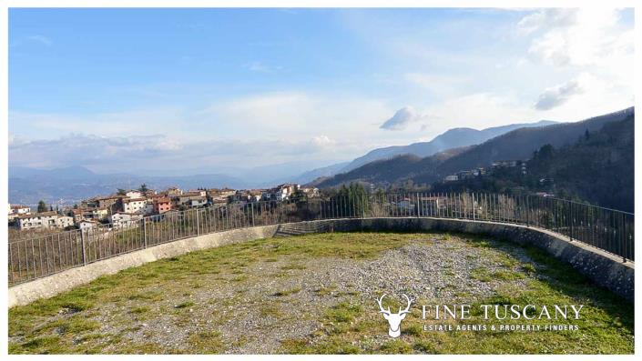 Image No.28-Maison de campagne de 10 chambres à vendre à Molazzana