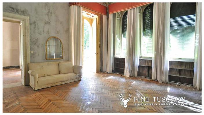 Image No.9-10 Bed House/Villa for sale