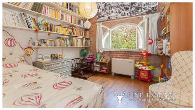 Architectural-Villa-for-sale-in-Pisa-Tuscany-Italy---Gae-Aulenti---43