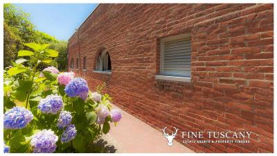 Architectural-Villa-for-sale-in-Pisa-Tuscany-Italy---Gae-Aulenti---68