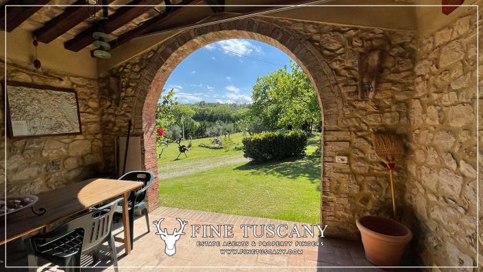 Image No.6-4 Bed Farmhouse for sale