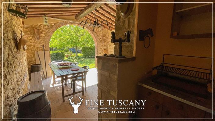 Image No.7-4 Bed Farmhouse for sale