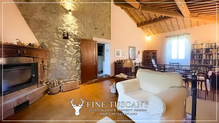 Image No.39-4 Bed Farmhouse for sale