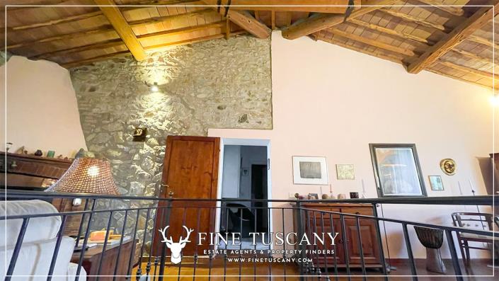 Image No.40-4 Bed Farmhouse for sale