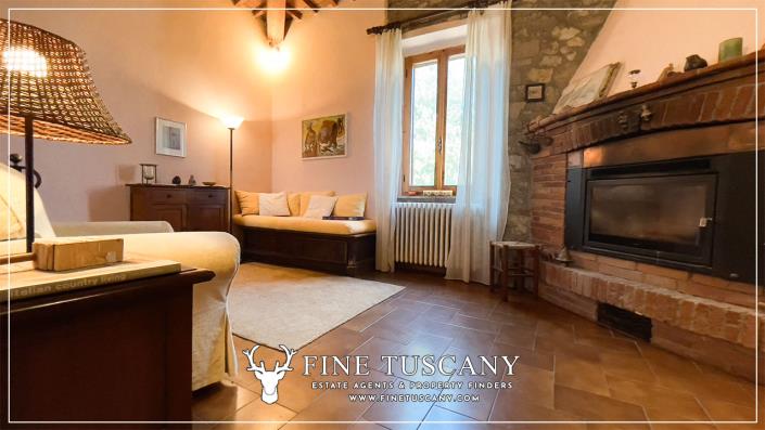 Image No.38-4 Bed Farmhouse for sale