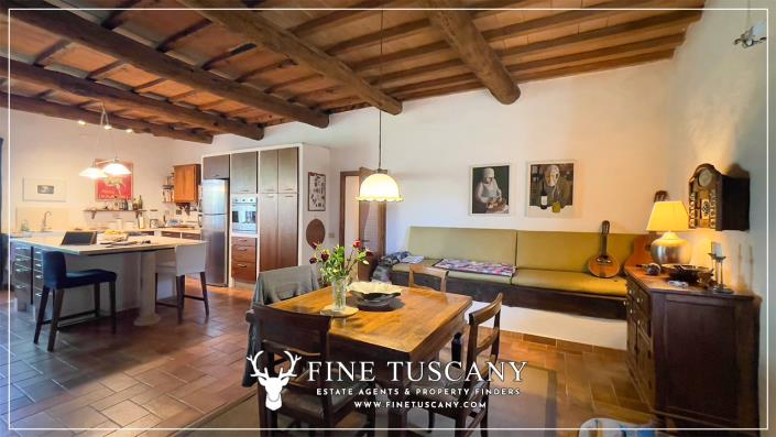 Image No.30-4 Bed Farmhouse for sale