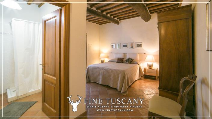 Image No.37-4 Bed Farmhouse for sale