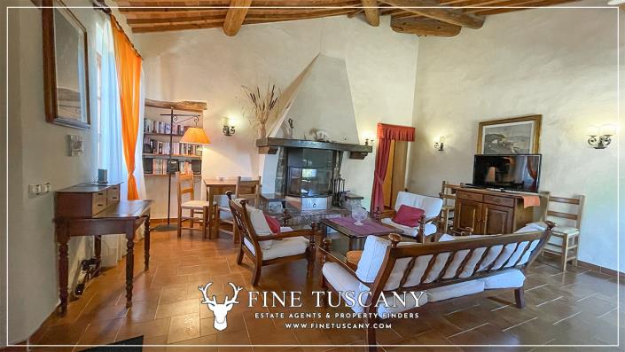 Image No.51-4 Bed Farmhouse for sale