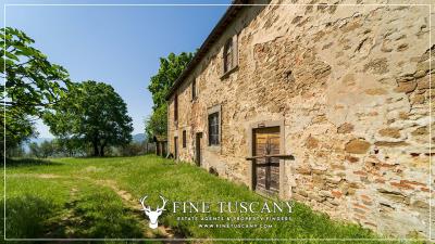 Property-to-restore-with-land-for-sale-in-Florence-Tuscany-Italy-13