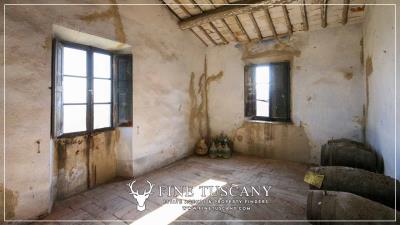 Property-to-restore-with-land-for-sale-in-Florence-Tuscany-Italy-33