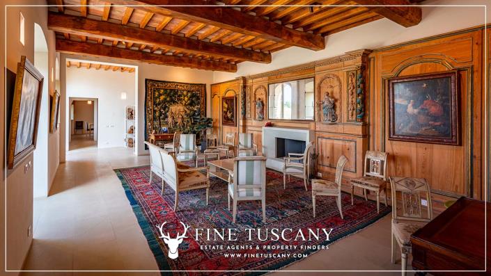 Image No.25-5 Bed Farmhouse for sale