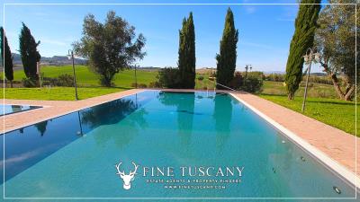 Terraced-house-with-pool-for-sale-near-Terricciola-and-Chianni-Pisa-Tuscany-Italy-3