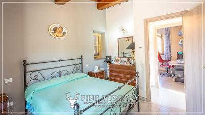 Barn-conversion-for-sale-in-Volterra-Pisa-Tuscany-Italy-5