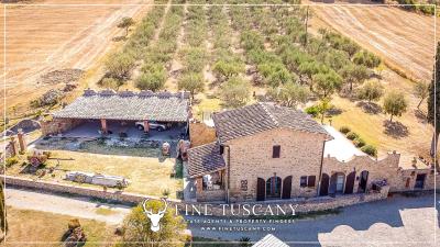 Barn-conversion-for-sale-in-Volterra-Pisa-Tuscany-Italy-12