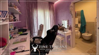 Semi-Detached-Villa-for-sale-in-Castiglione-Della-Pescaia-Grosseto-Tuscany-Italy-24