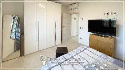 Semi-Detached-Villa-for-sale-in-Castiglione-Della-Pescaia-Grosseto-Tuscany-Italy-37