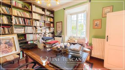 Villa-with-garden-for-sale-in-Bagni-di-Lucca-Lucca-Tuscany-Italy-14