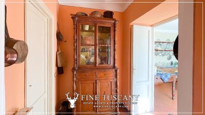 Villa-with-garden-for-sale-in-Bagni-di-Lucca-Lucca-Tuscany-Italy-20