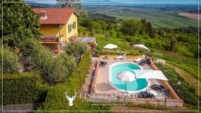 Semi-detached-house-with-garden-and-pool-for-sale-in-Lajatico-Pisa-Tuscany-Italy-5