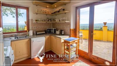 Semi-detached-house-with-garden-and-pool-for-sale-in-Lajatico-Pisa-Tuscany-Italy-8