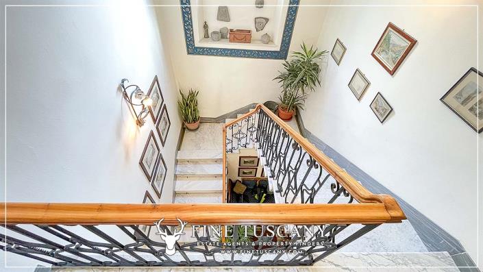 Image No.33-Maison / Villa de 7 chambres à vendre à Bagni di Lucca