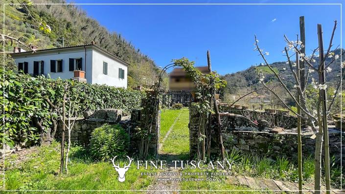 Image No.39-Maison / Villa de 7 chambres à vendre à Bagni di Lucca