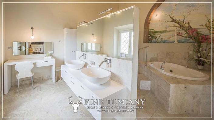 Image No.22-Villa de 8 chambres à vendre à Signa