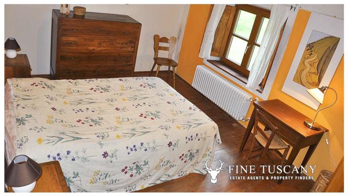 Image No.41-4 Bed Country Property for sale