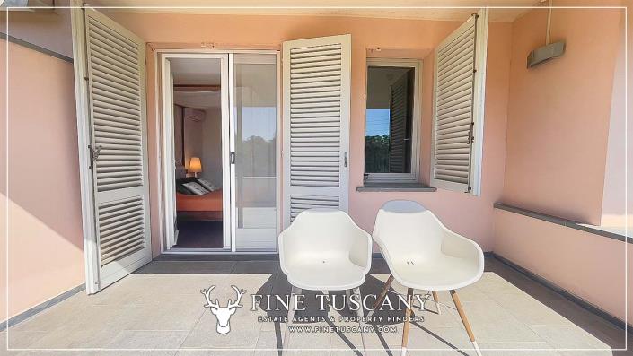 Image No.36-3 Bed Semi-Detached for sale