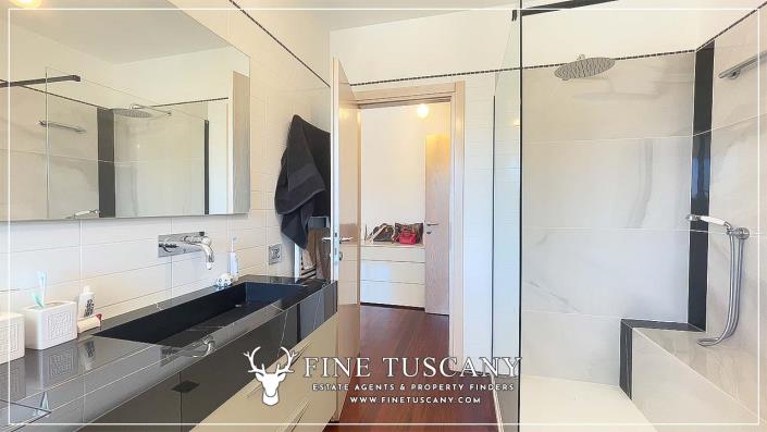 Image No.34-3 Bed Semi-Detached for sale